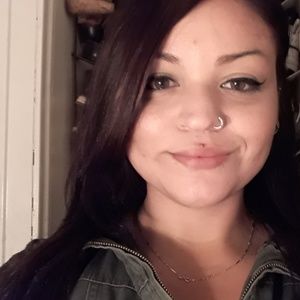 Meet your Posher, Miriam